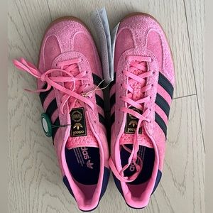 Adidas gazelle bliss pink NWT